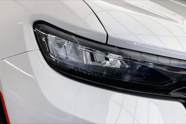 new 2025 Jeep Grand Cherokee car, priced at $46,625