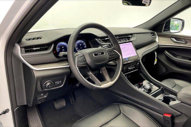 new 2025 Jeep Grand Cherokee car, priced at $46,625