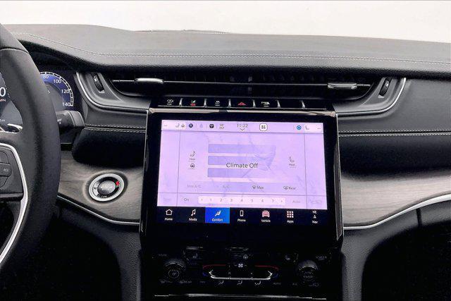 new 2025 Jeep Grand Cherokee car, priced at $46,625