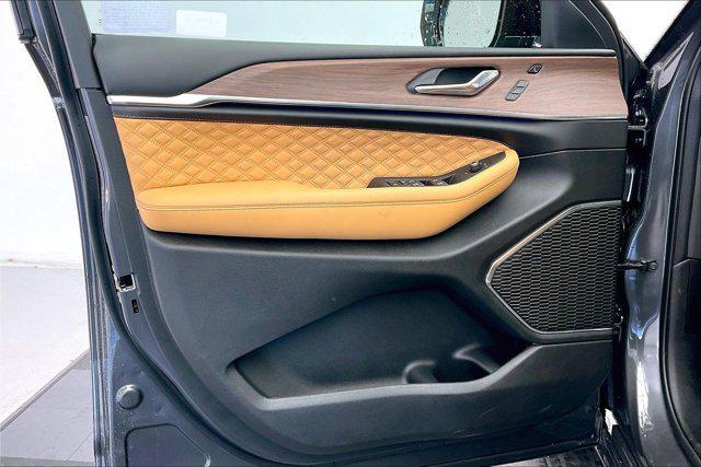 new 2025 Jeep Grand Cherokee L car, priced at $65,675