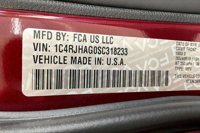 new 2025 Jeep Grand Cherokee car, priced at $39,375