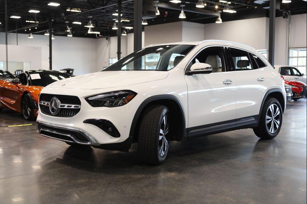 used 2024 Mercedes-Benz GLA 250 car, priced at $33,698