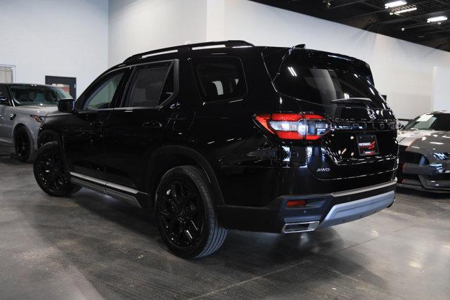 used 2025 Honda Pilot car, priced at $46,900