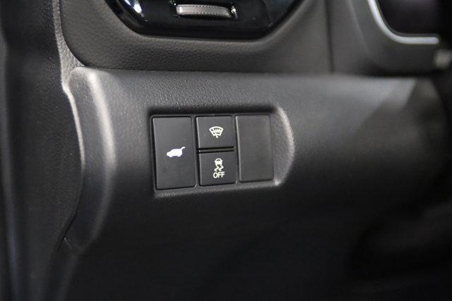 used 2025 Honda Pilot car, priced at $46,900