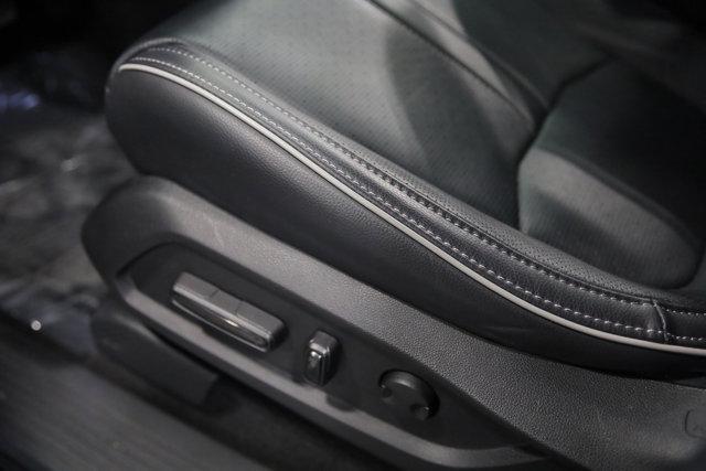 used 2025 Honda Pilot car, priced at $46,900