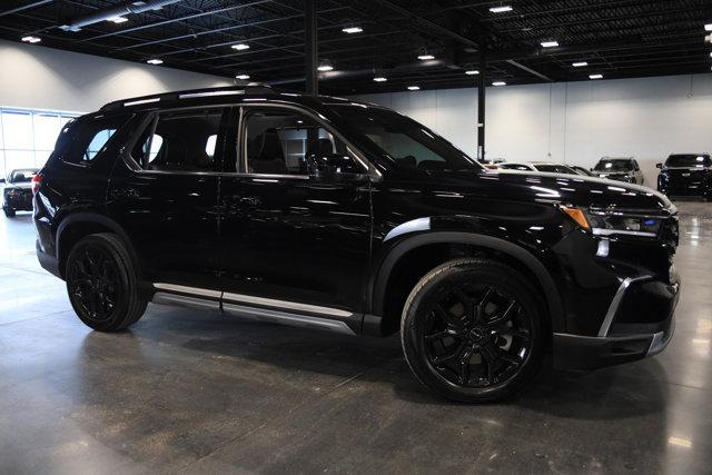 used 2025 Honda Pilot car, priced at $46,900