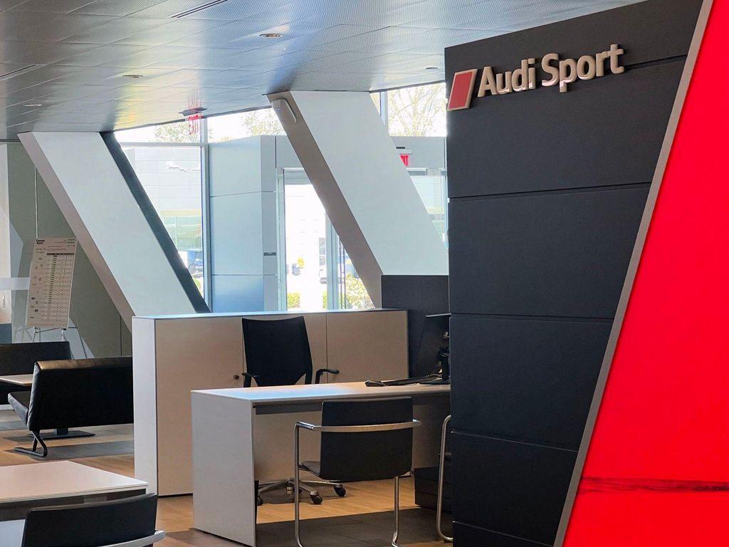 used 2019 Volvo XC40 car, priced at $21,000