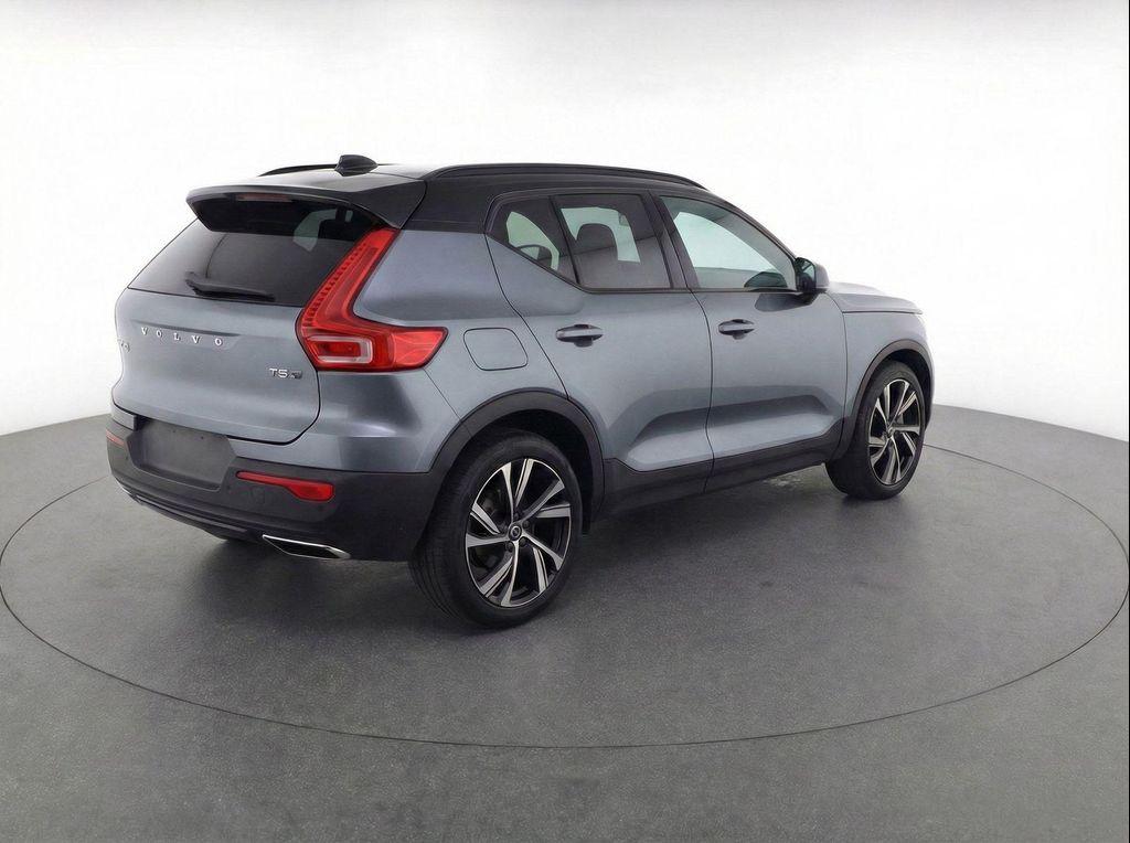 used 2019 Volvo XC40 car, priced at $21,000
