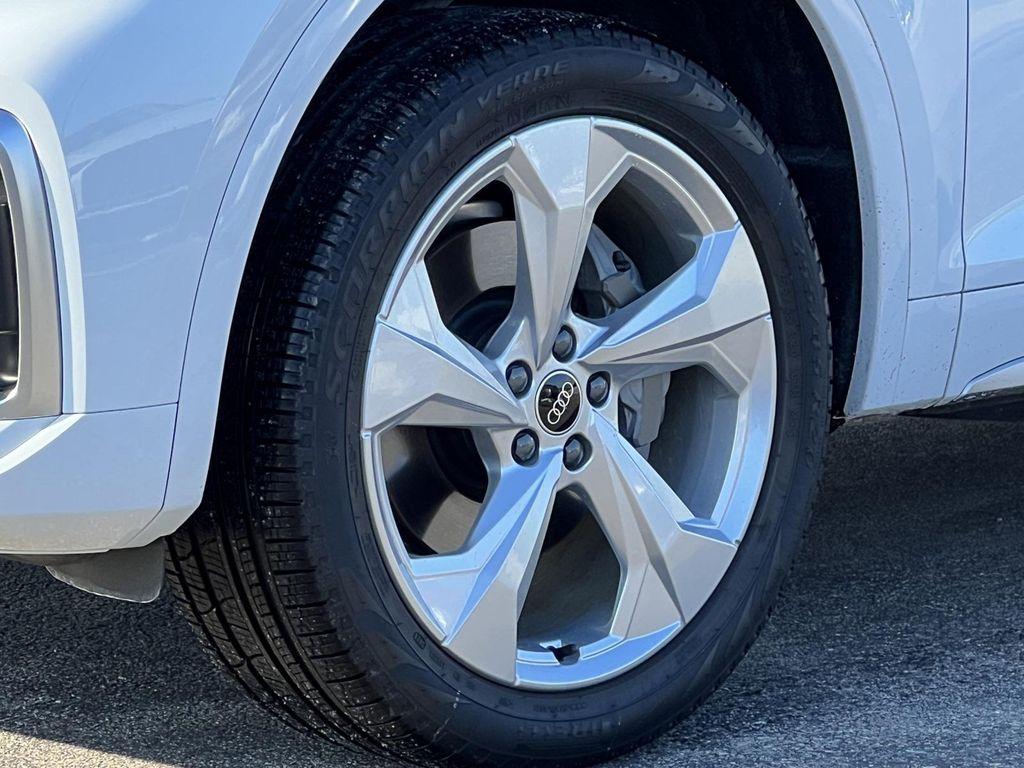 used 2025 Audi Q5 car, priced at $43,750