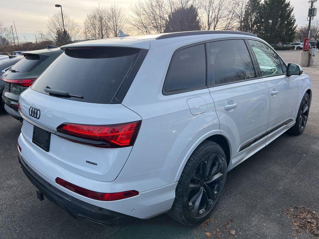 new 2026 Audi Q7 car, priced at $78,410