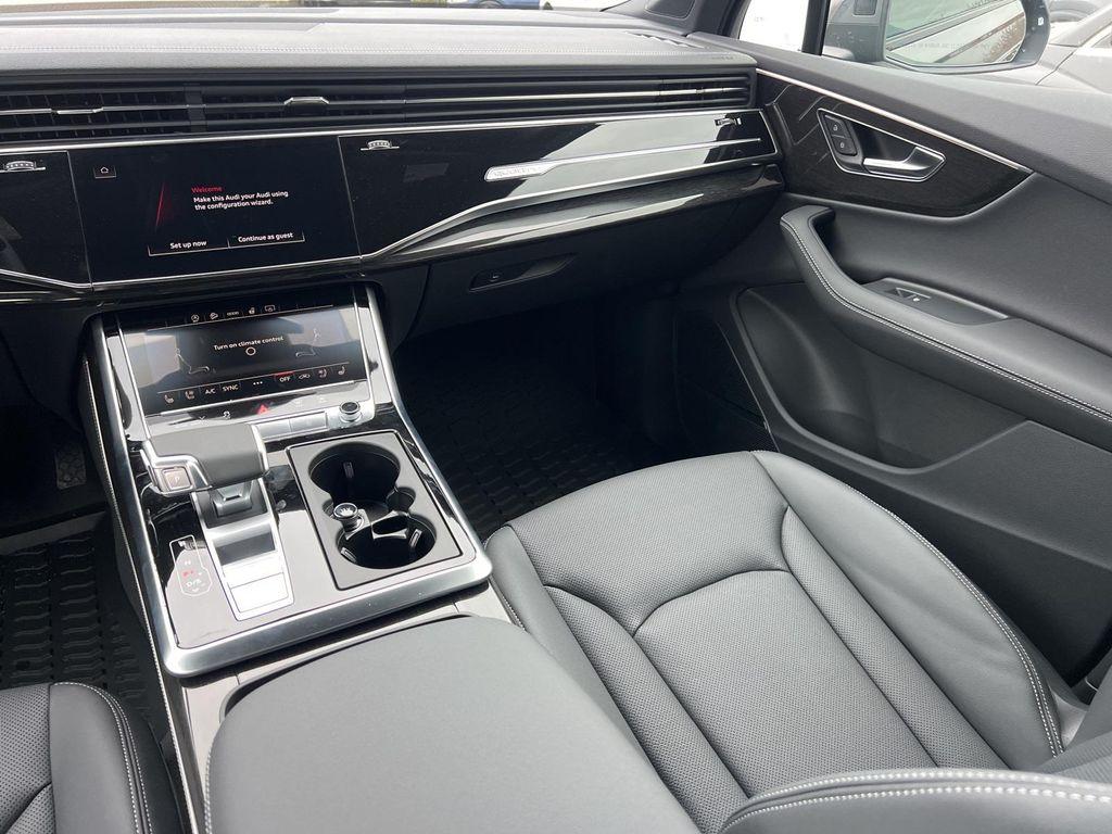 new 2026 Audi Q7 car, priced at $78,445