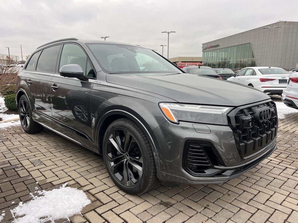 new 2026 Audi Q7 car, priced at $78,445