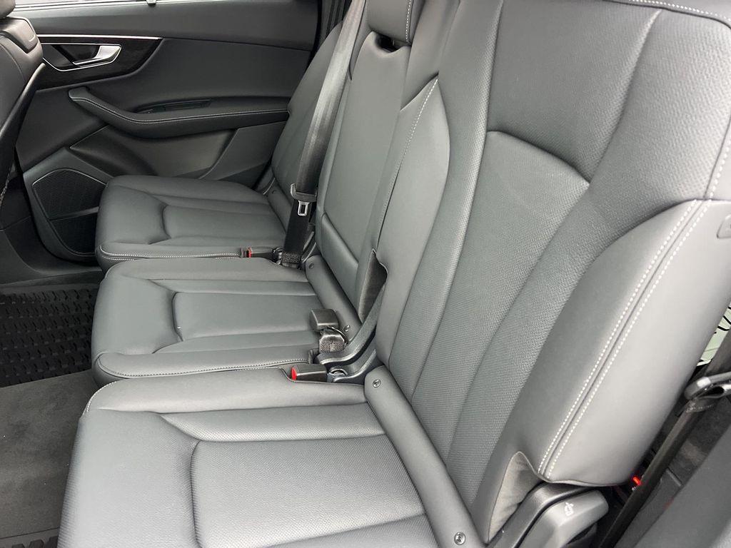 new 2026 Audi Q7 car, priced at $78,445