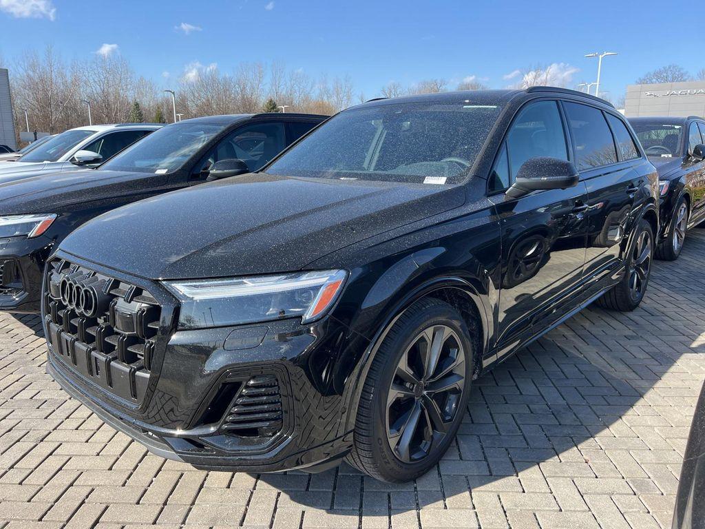 new 2026 Audi Q7 car, priced at $79,005