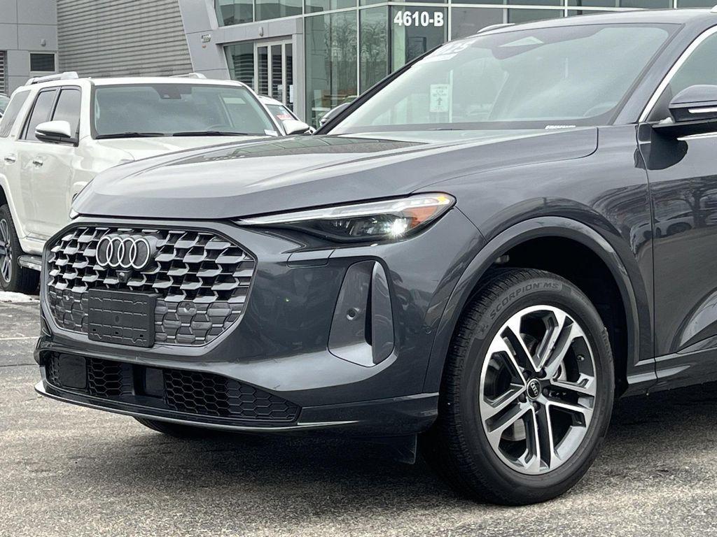 used 2025 Audi Q5 car, priced at $49,300