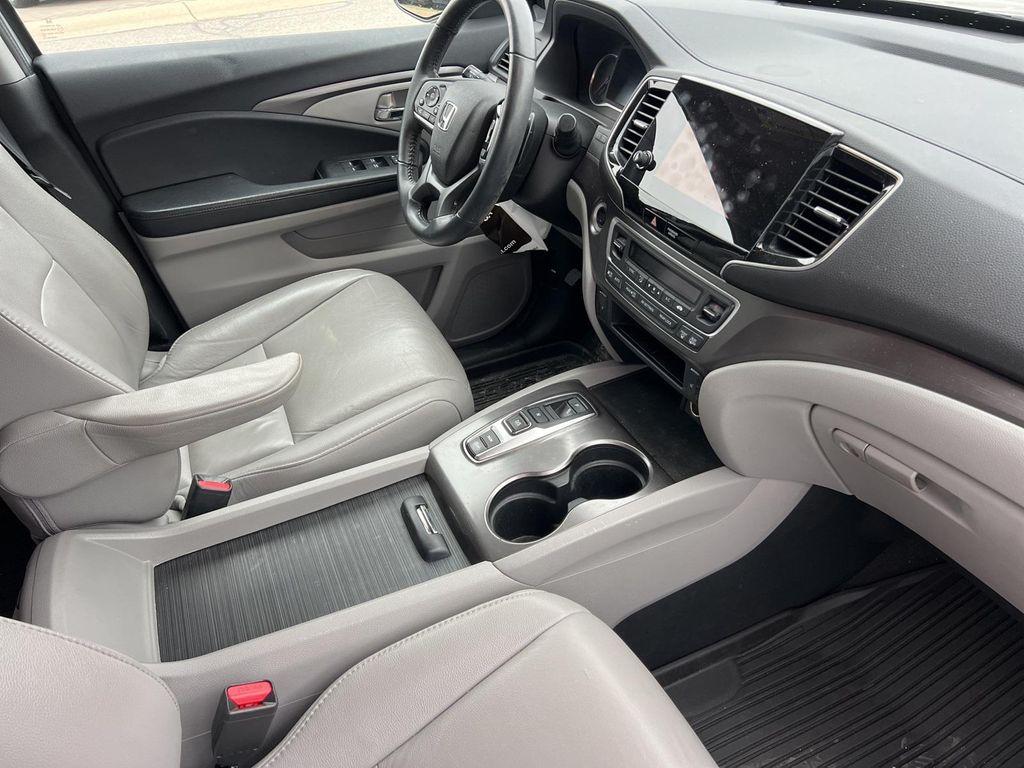 used 2021 Honda Pilot car, priced at $21,400