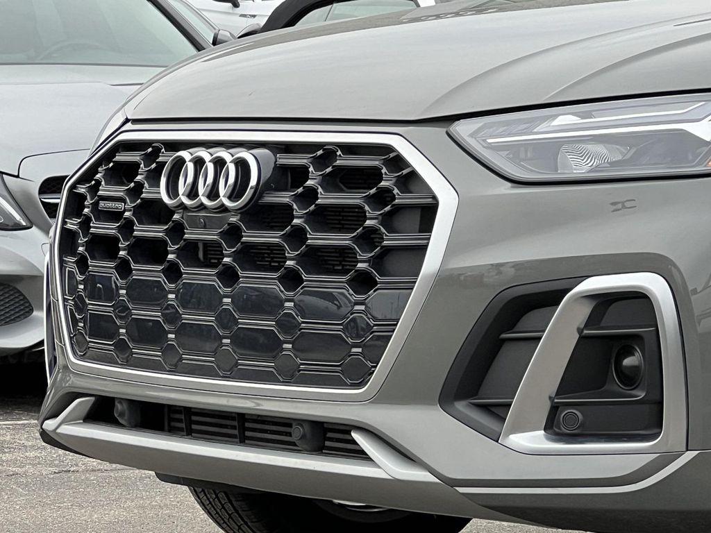 used 2023 Audi Q5 car, priced at $32,400