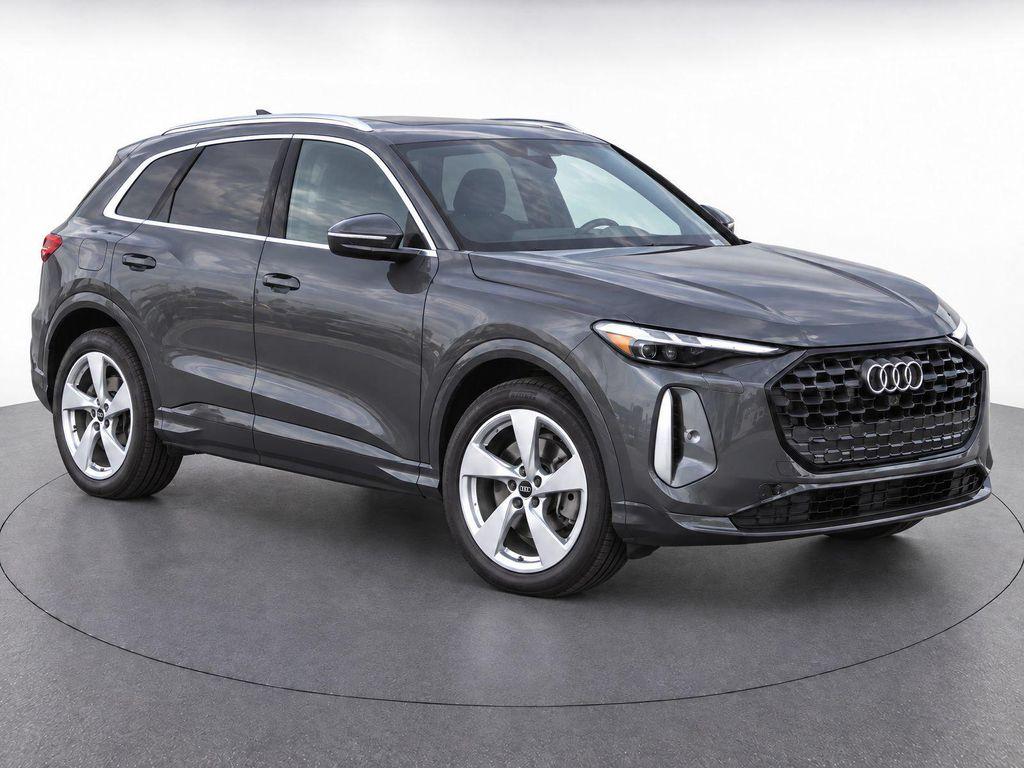 used 2025 Audi Q5 car, priced at $45,050