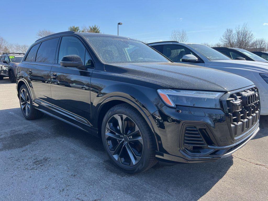 new 2026 Audi Q7 car, priced at $79,005