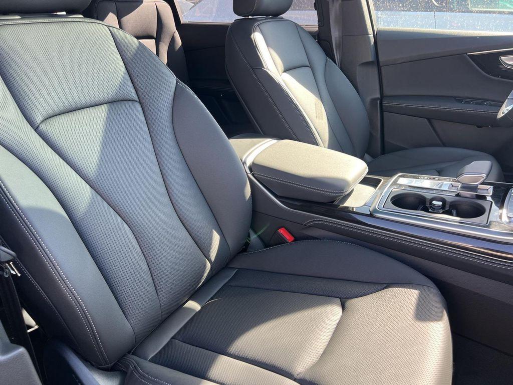 new 2026 Audi Q7 car, priced at $79,005