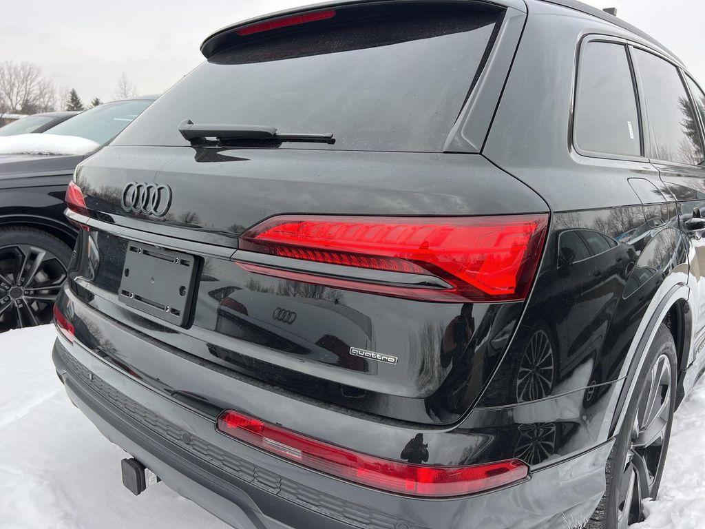 new 2026 Audi Q7 car, priced at $79,005