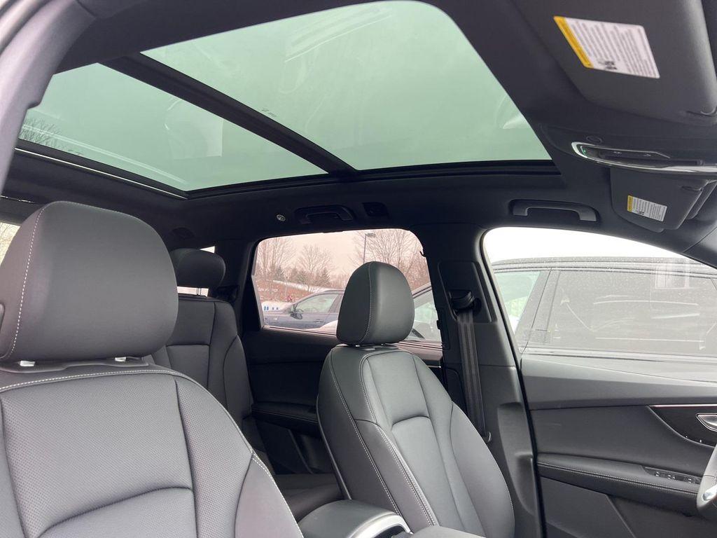 new 2026 Audi Q7 car, priced at $79,005
