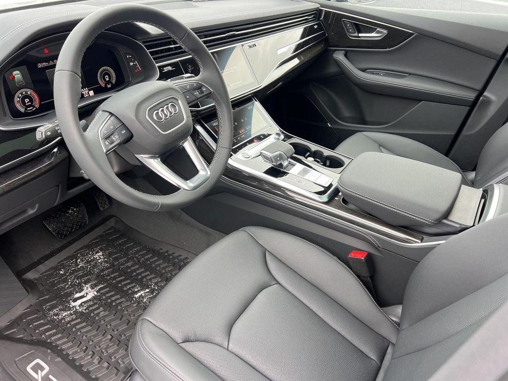 new 2026 Audi Q7 car, priced at $79,005