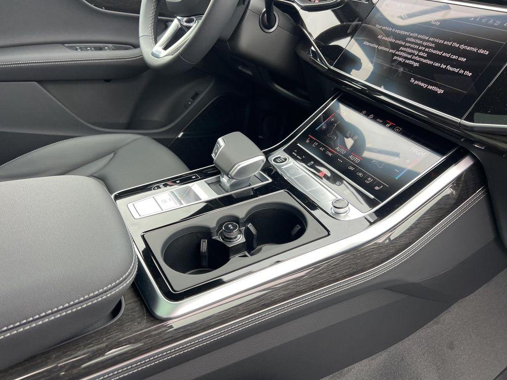 new 2026 Audi Q7 car, priced at $79,005