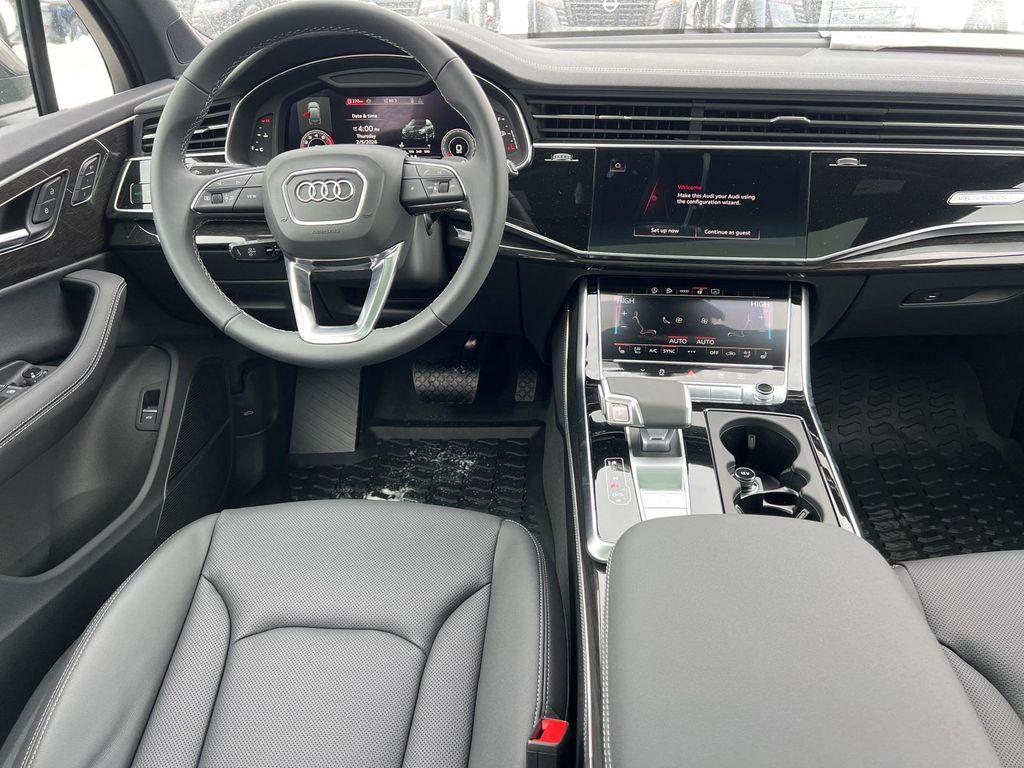 new 2026 Audi Q7 car, priced at $79,005