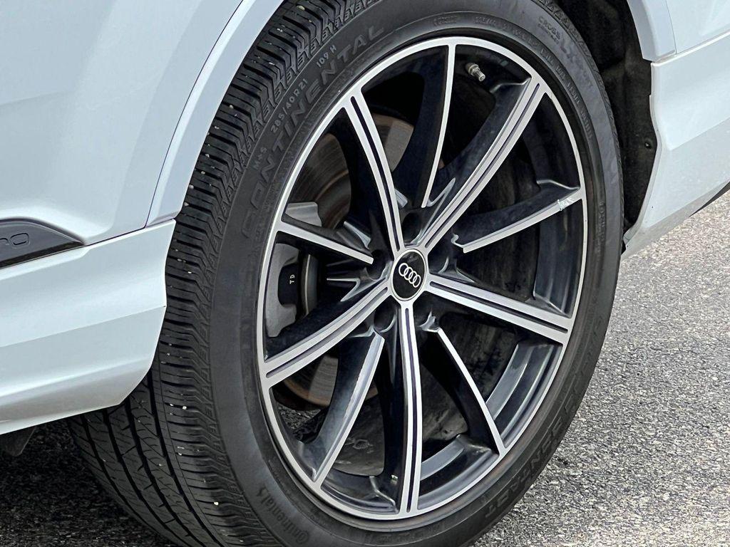 used 2023 Audi Q7 car, priced at $50,500