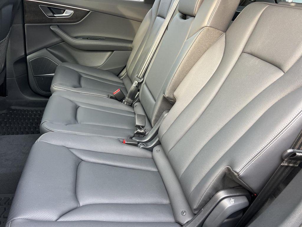 new 2026 Audi Q7 car, priced at $78,890