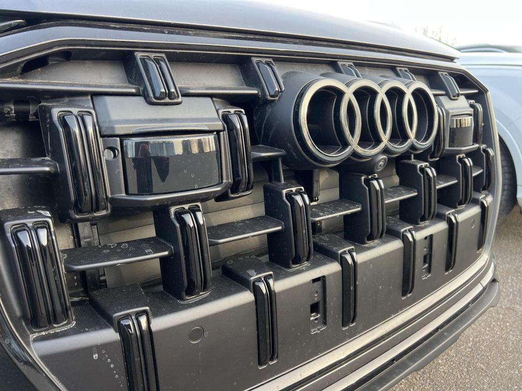 new 2026 Audi Q7 car, priced at $78,890