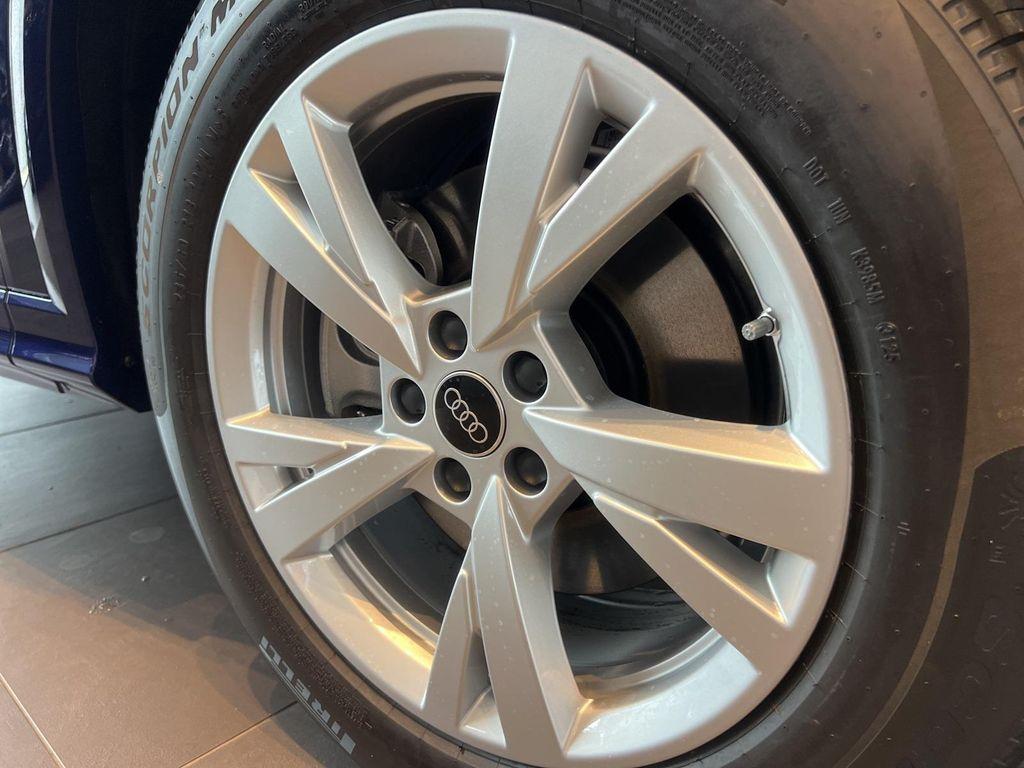 new 2025 Audi Q5 car, priced at $54,325