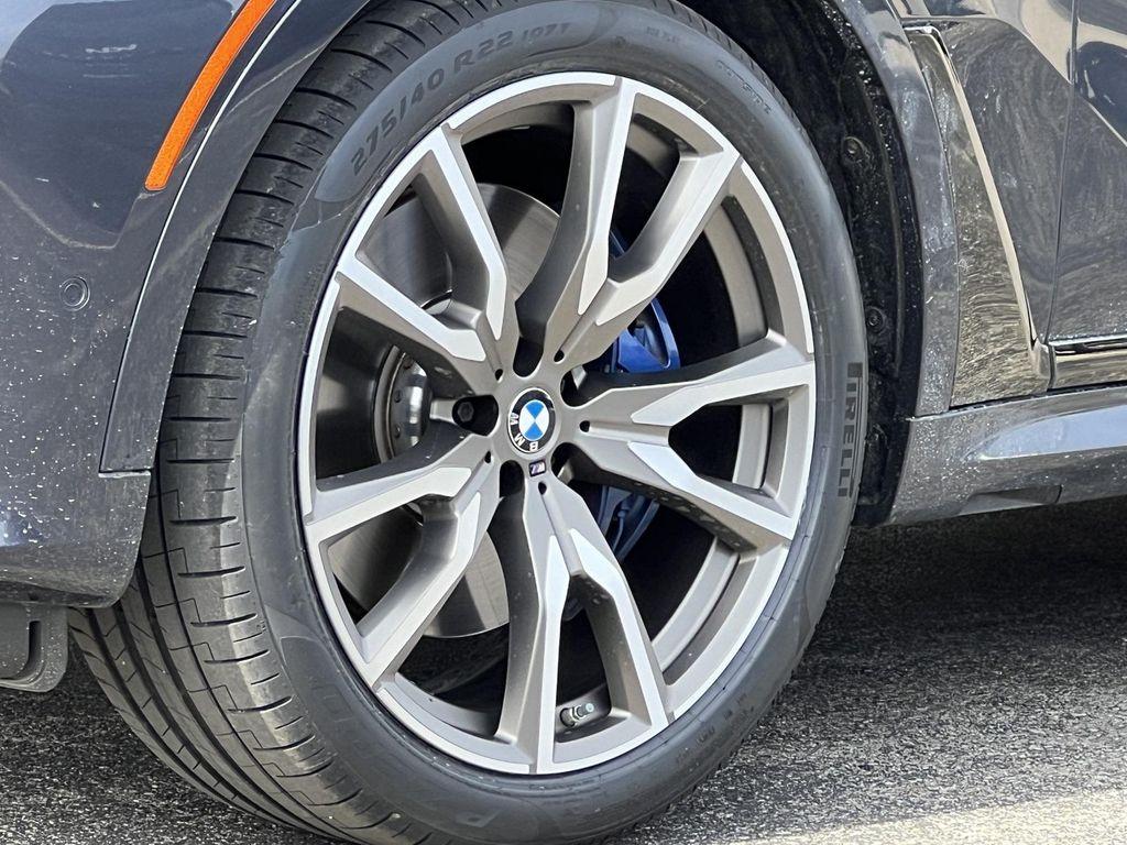 used 2021 BMW X7 car, priced at $30,000