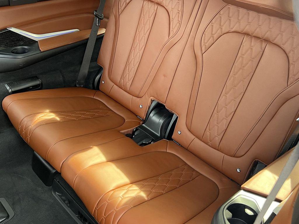 used 2021 BMW X7 car, priced at $30,000