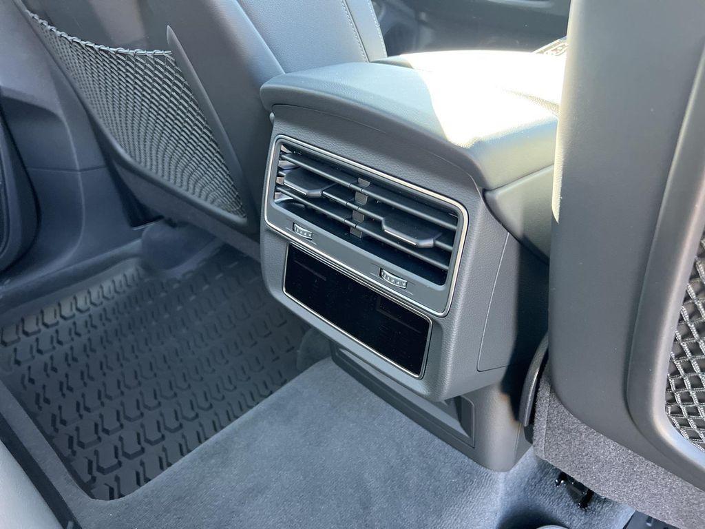 new 2026 Audi Q7 car, priced at $78,760