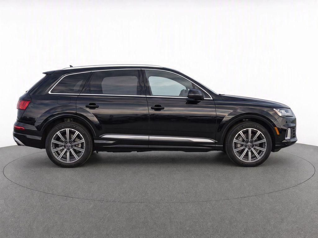 used 2019 Audi Q7 car, priced at $16,250