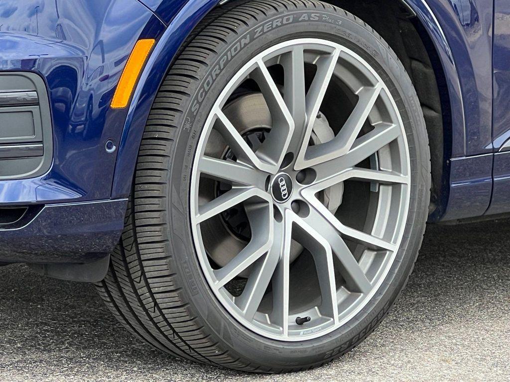 used 2019 Audi Q7 car, priced at $20,250