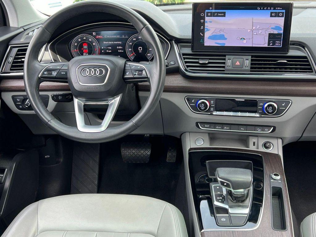 used 2021 Audi Q5 car, priced at $21,250