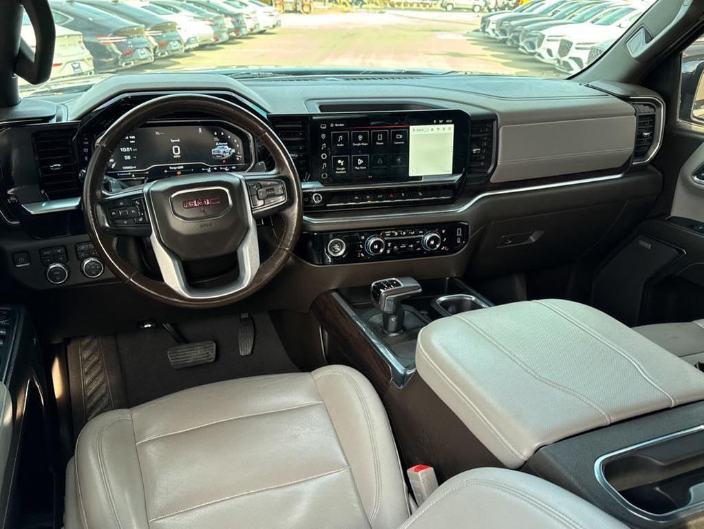 used 2023 GMC Sierra 1500 car, priced at $40,750