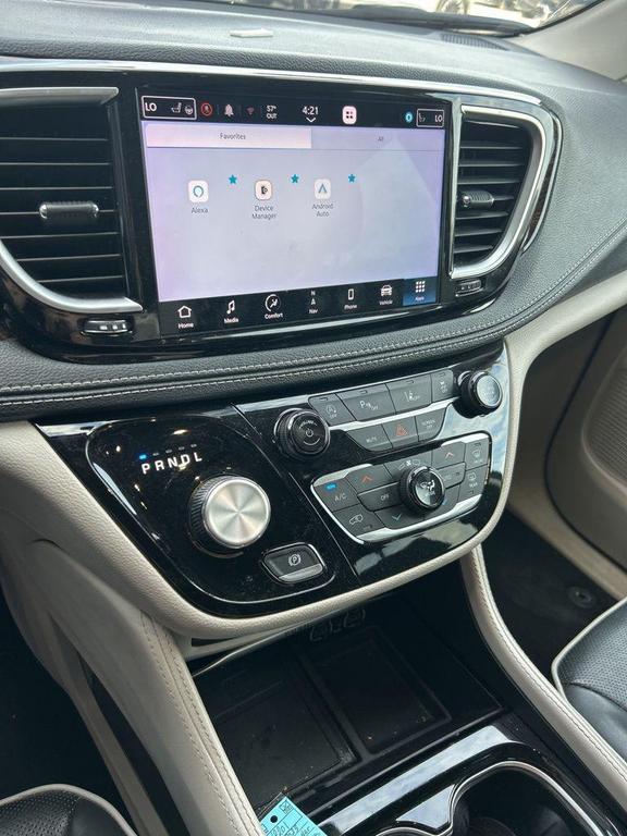 used 2023 Chrysler Pacifica car, priced at $25,888