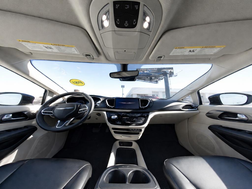 used 2023 Chrysler Pacifica car, priced at $25,797