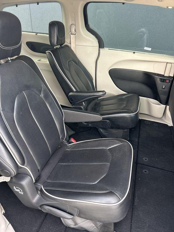 used 2023 Chrysler Pacifica car, priced at $25,888