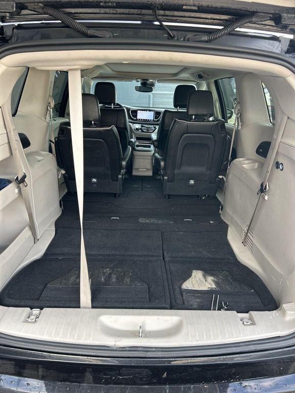 used 2023 Chrysler Pacifica car, priced at $25,888