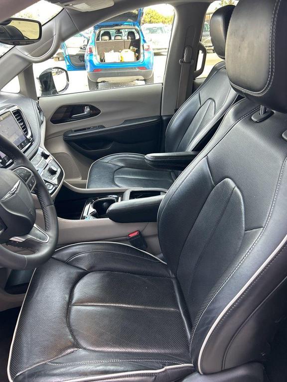 used 2023 Chrysler Pacifica car, priced at $25,888