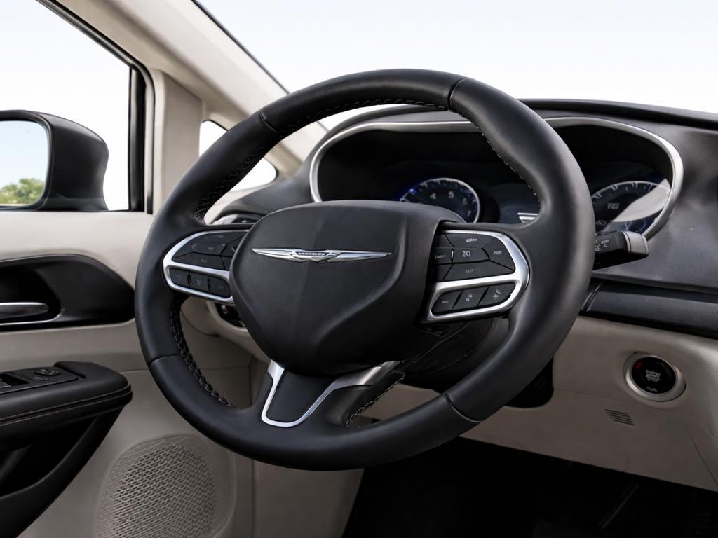 used 2023 Chrysler Pacifica car, priced at $25,797