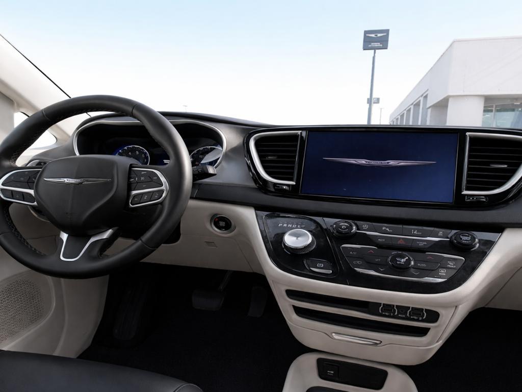 used 2023 Chrysler Pacifica car, priced at $25,797