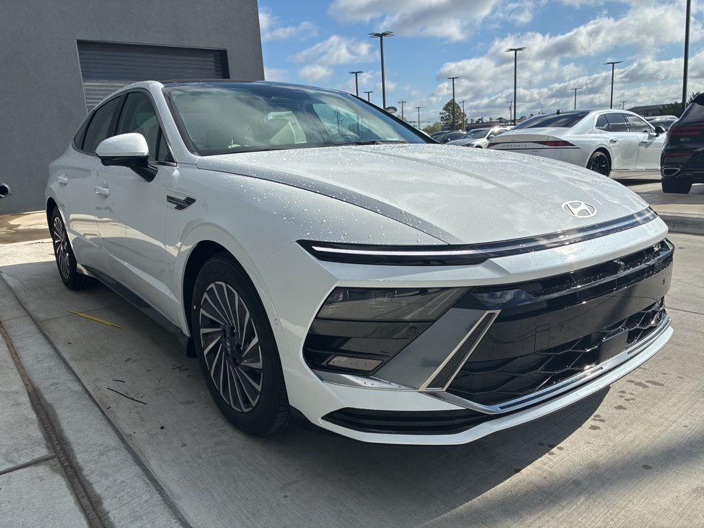 new 2026 Hyundai Sonata Hybrid car, priced at $39,643