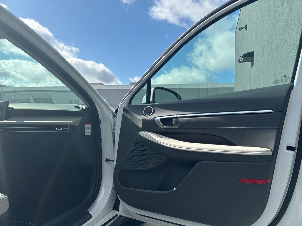 new 2026 Hyundai Sonata Hybrid car, priced at $39,643