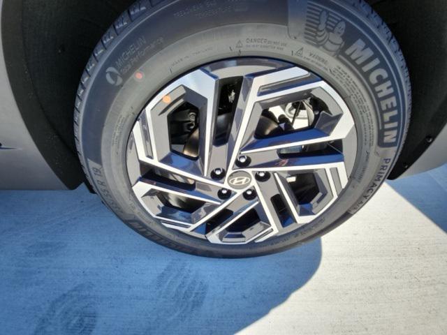 new 2026 Hyundai TUCSON Hybrid car, priced at $42,259